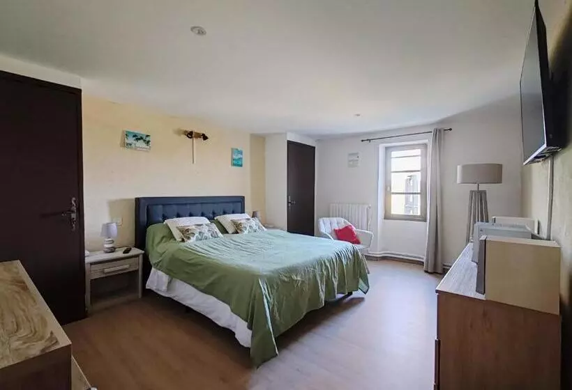 ベッドアンドブレックファースト Chambres D Hôtes L Amphitryon 5 Chambres