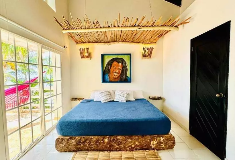تختخواب و صبحانه Coco House By Be Happy