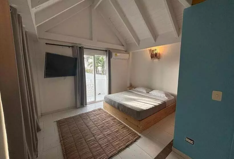 تختخواب و صبحانه Coco House By Be Happy