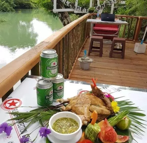 Aamiaismajoitus (B&B) Cool Pool Bungalow