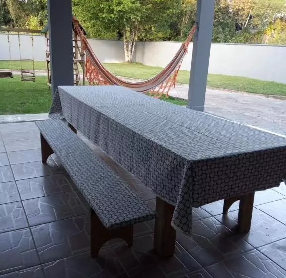 Hostel E Pousada Orquídea