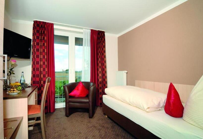 ホテル Gasthof Hasen