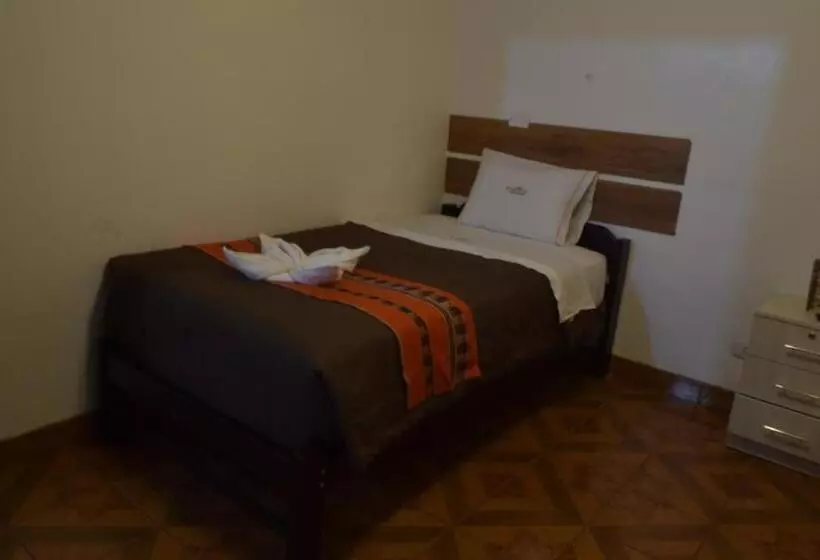 ホテル Hostal Valle Dorado 103
