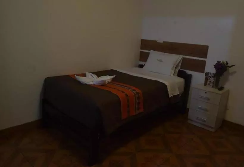 ホテル Hostal Valle Dorado 103