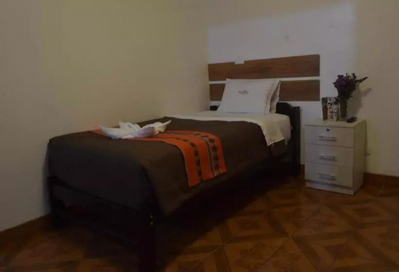 ホテル Hostal Valle Dorado 103