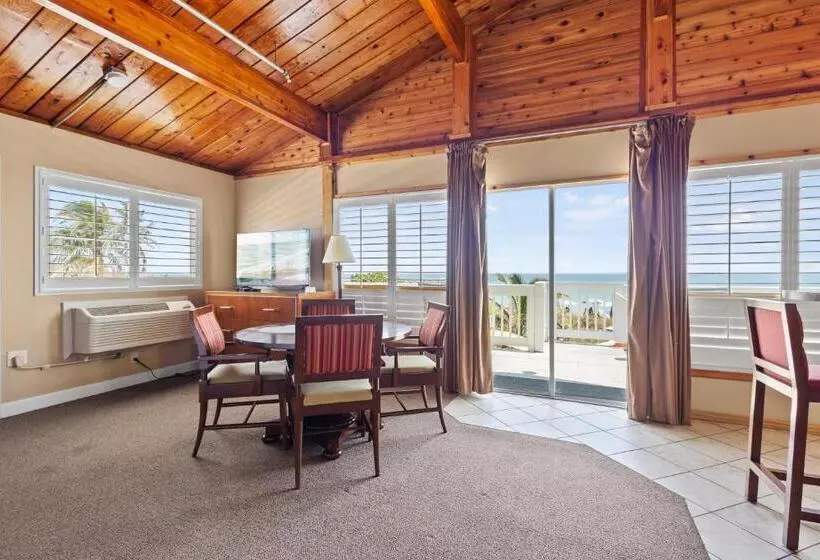 هتل Oceanfront Inn Suite, Ocean And Inlet Views, King Bed, #12