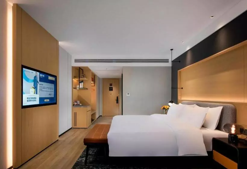 هتل Park Inn By Radisson, Nanchang Honggutan Wanda Plaza Twin Towers