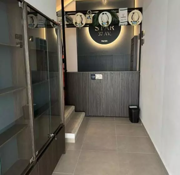 هتل Star Av 37