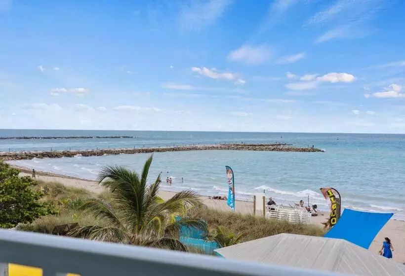 Ocean View Hotel Room With Balcony  2 Full Beds #22
