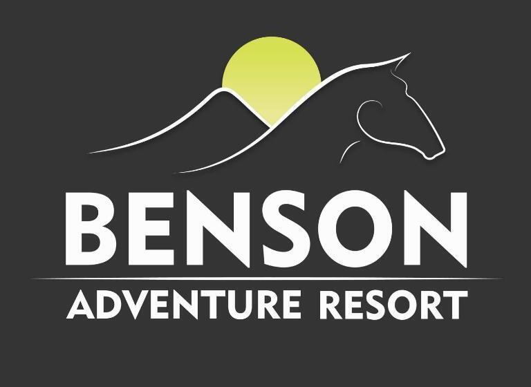Pensió Benson Adventures Resort