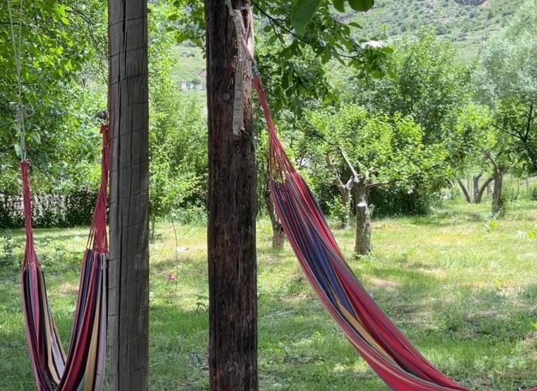 Pensió Benson Adventures Resort