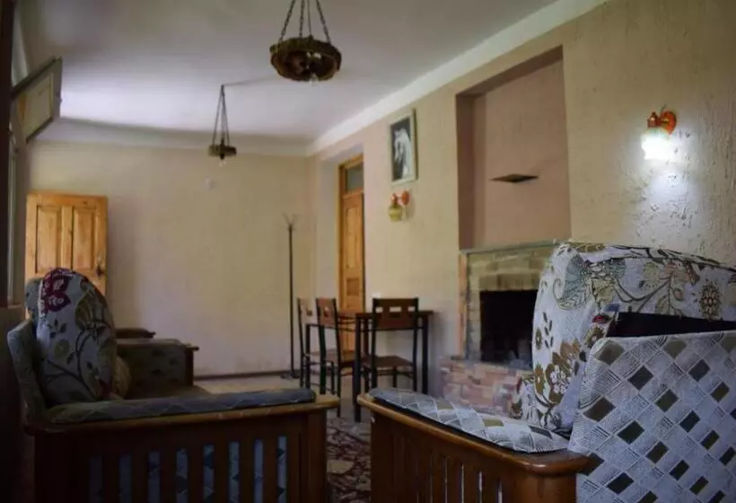 Majatalo Benson Adventures Resort