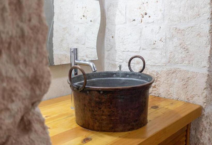 پانسیون Corallo House