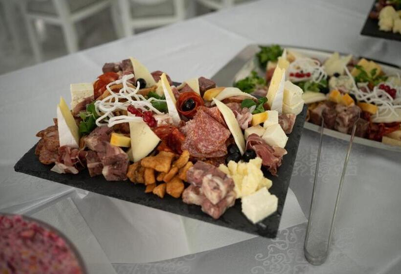 Pensão Evenimente Edelweiss