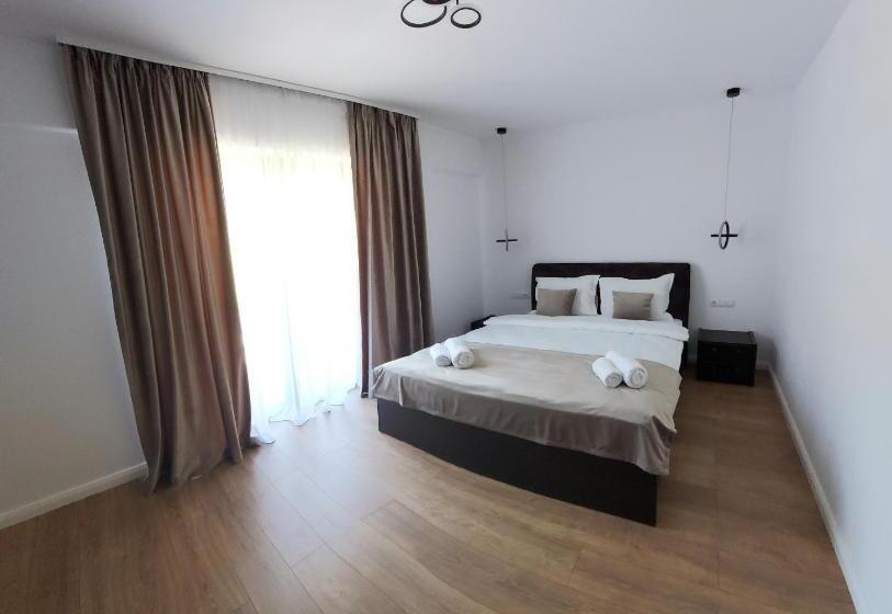 Pensão Evenimente Edelweiss