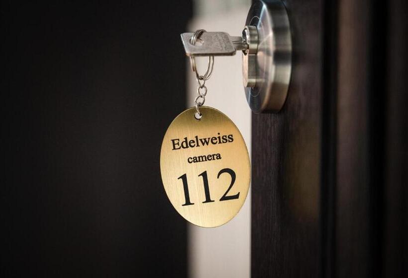 Pensão Evenimente Edelweiss