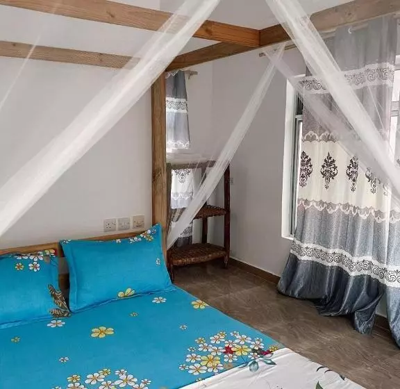 Majatalo Flow Guest House & Cafe