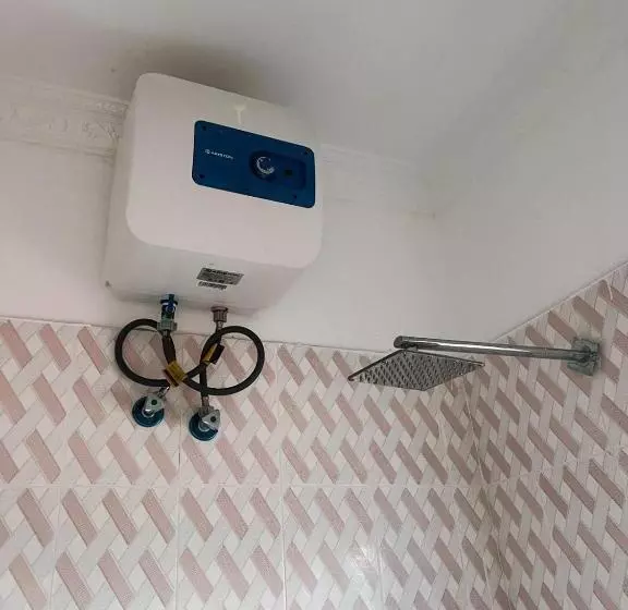 Majatalo Flow Guest House & Cafe