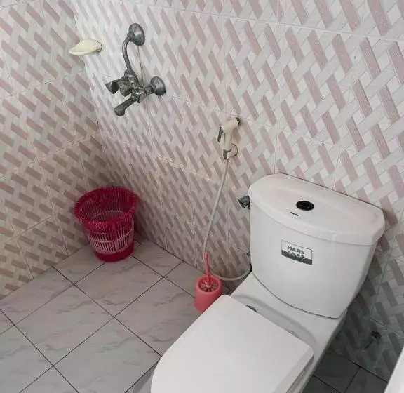 Majatalo Flow Guest House & Cafe