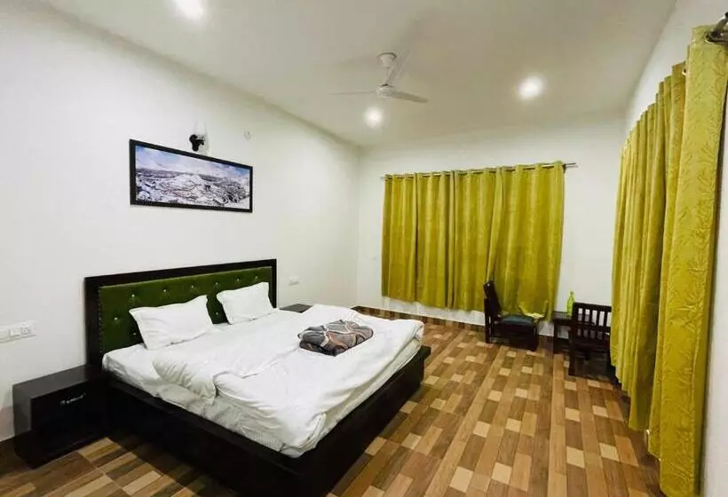 پانسیون Lawang Residency Ladakh