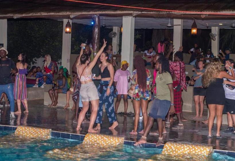 旅馆 Summer Dream Lodge