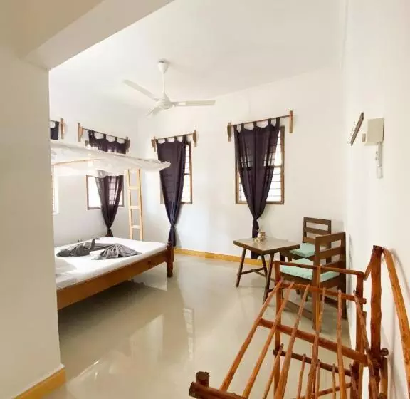 تختخواب و صبحانه Lighthouse Guesthouse