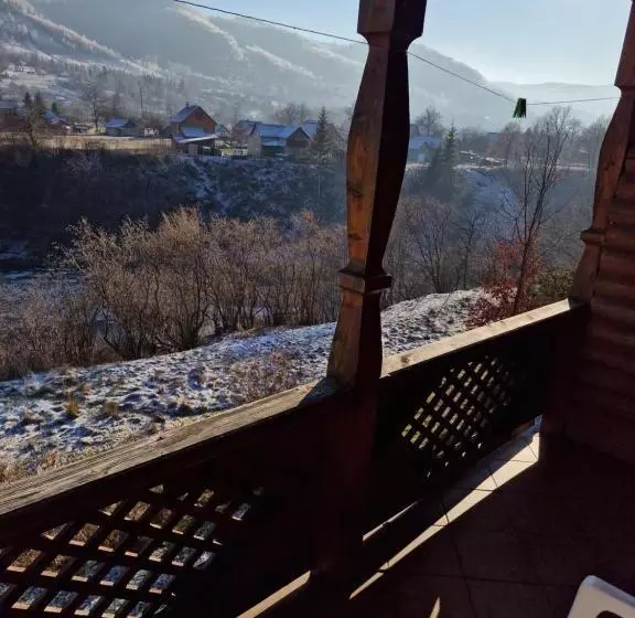 هتل гуцульська хата