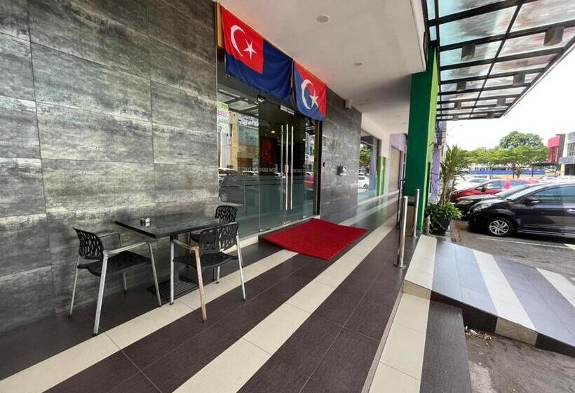 Отель Eight Days Boutique