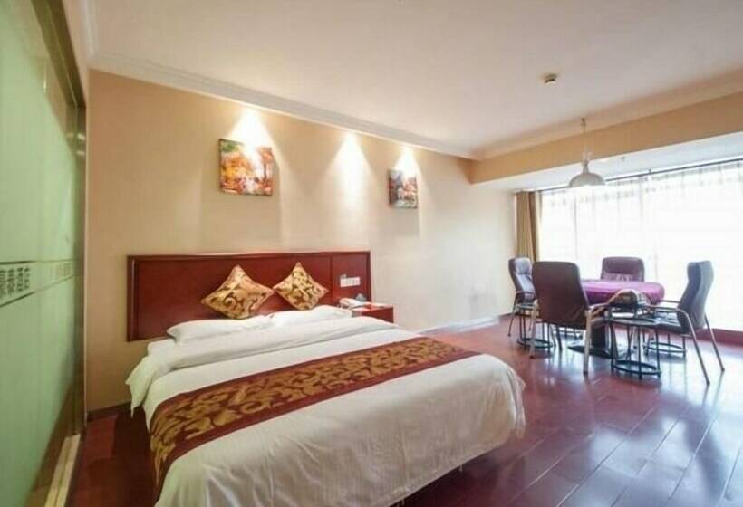 Отель Greentree Inn Nantong Qidong Bus Station Express