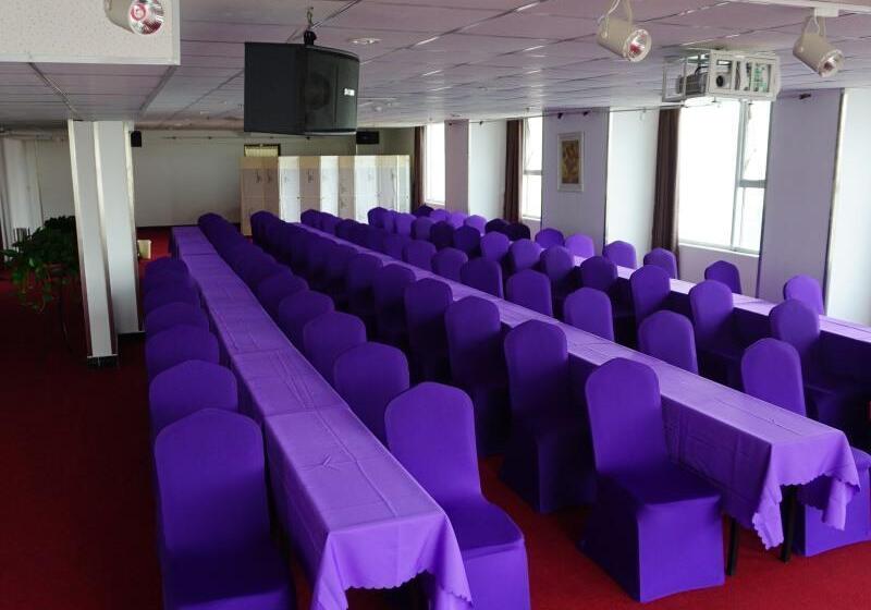 בית מלון כפרי Greentree Inn Shandong Zibo Railway Station Jinjing Avenue Business