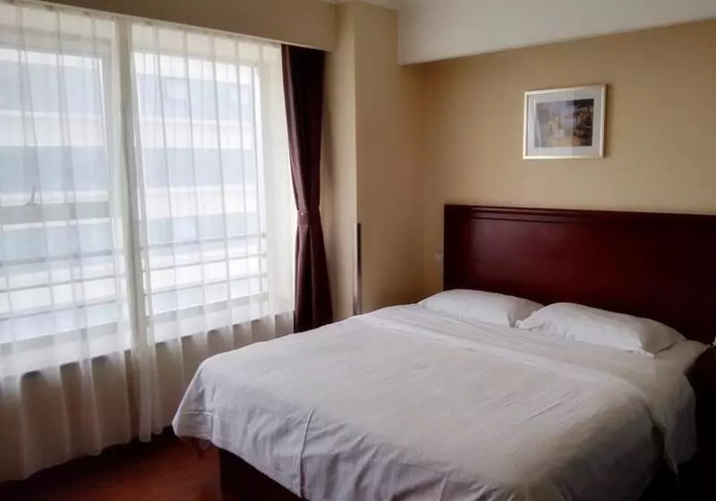 Hotelli Greentree Inn Shandong Zibo Railway Station Jinjing Avenue Business