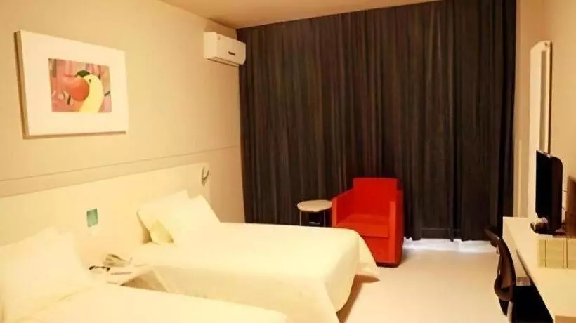 ホテル Jinjiang Inn Yantai Penglaige Zhonglou North Road