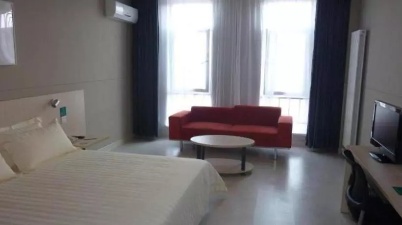 ホテル Jinjiang Inn Yantai Penglaige Zhonglou North Road