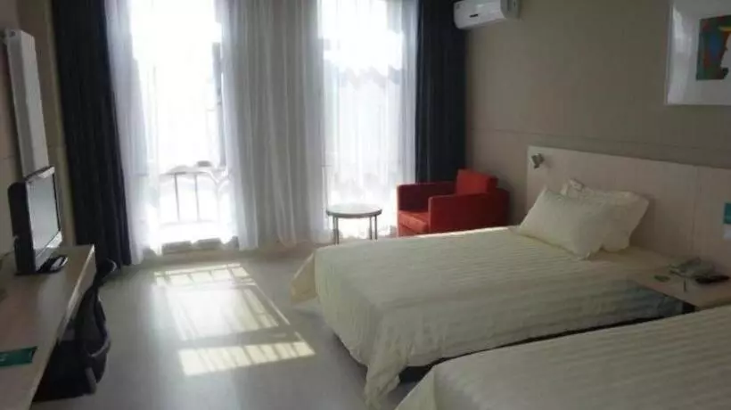 ホテル Jinjiang Inn Yantai Penglaige Zhonglou North Road