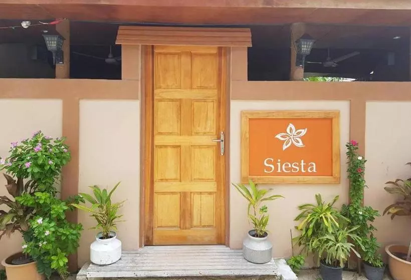 هتل Siesta Beach