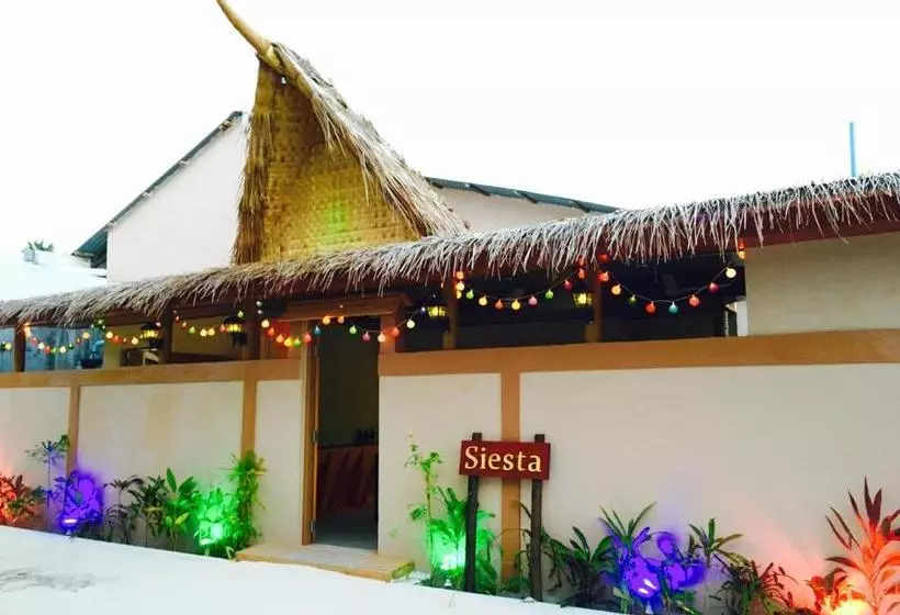 هتل Siesta Beach