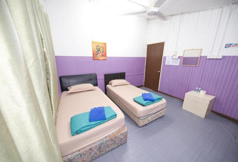 酒店 Spot On 89925 Thank Q Inn 1