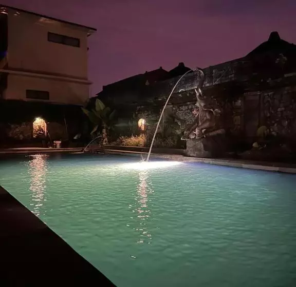 Retkeilymaja Deswa Inn