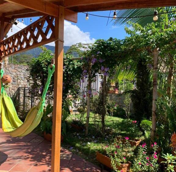 ベッドアンドブレックファースト Birdsong Lodge