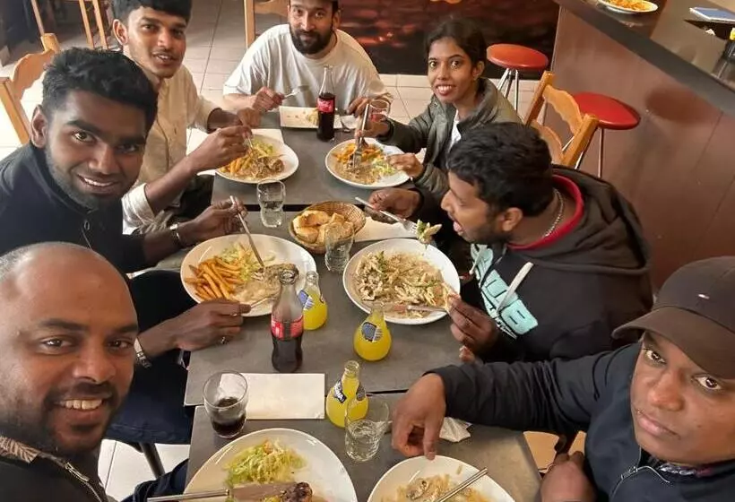 ベッドアンドブレックファースト Biriyani House