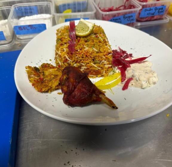 Bed and Breakfast Biriyani House