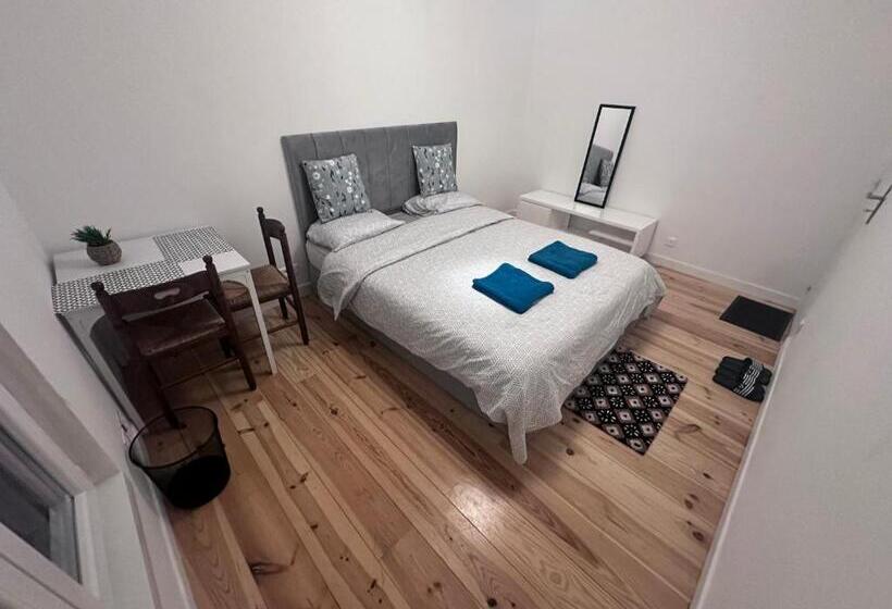 Bed and Breakfast Biriyani House