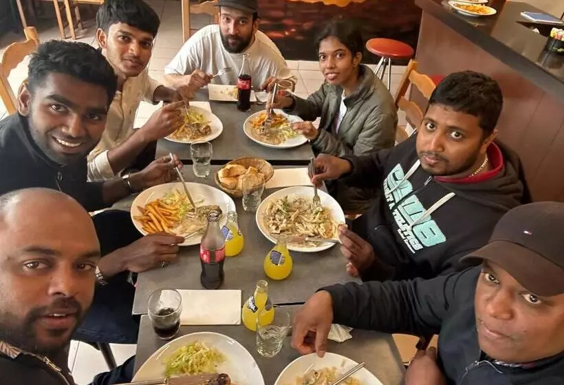 ベッドアンドブレックファースト Biriyani House