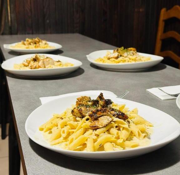 Bed and Breakfast Biriyani House