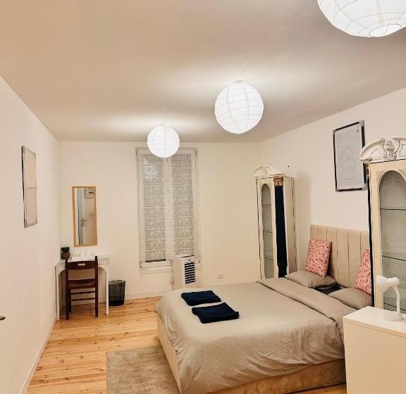 Bed and Breakfast Biriyani House