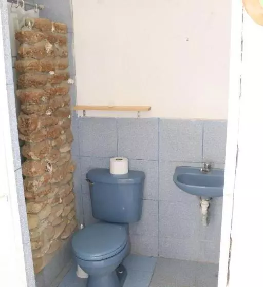 تختخواب و صبحانه Habitación Matrimonial En Ama Guest House