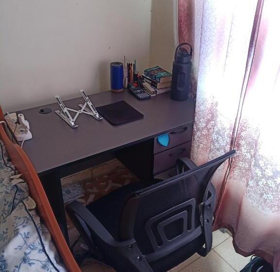 Bed and Breakfast Mogoi Manor