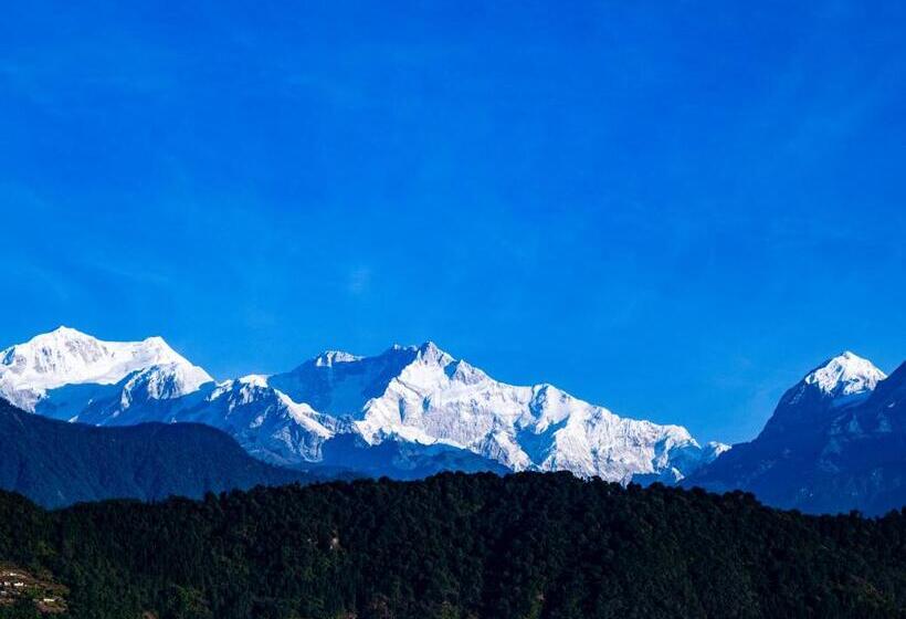 Emaho Boutique Resort