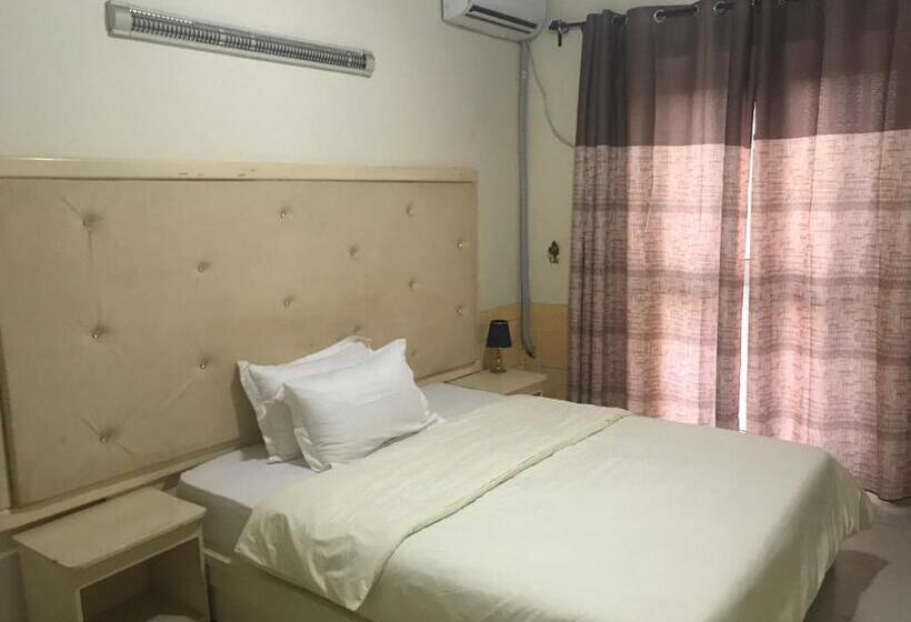 Otel International Summit Palace