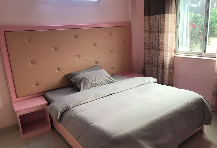 Otel International Summit Palace